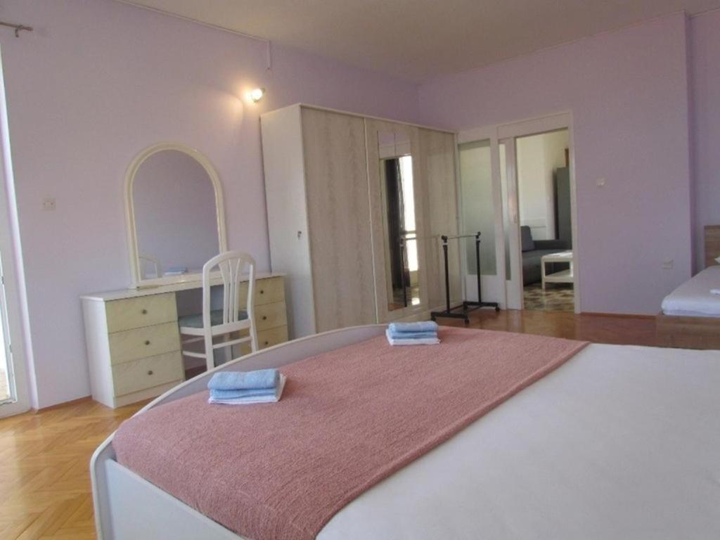 Silente Apartment Макарска Екстериор снимка